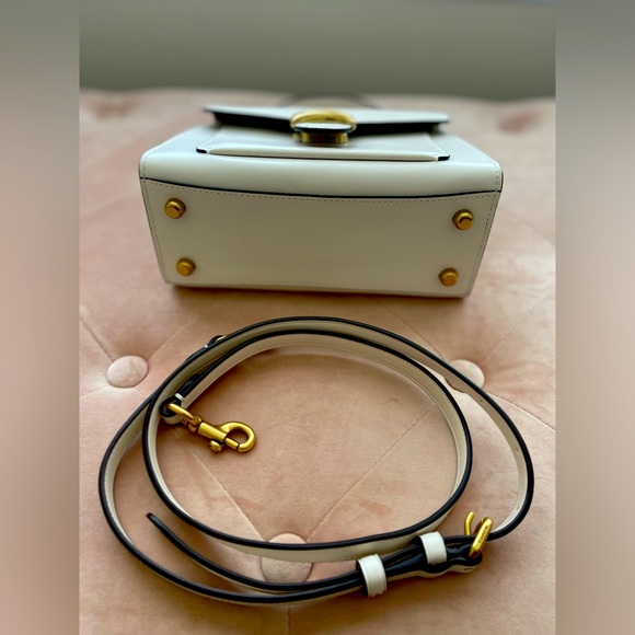 Coach Tabby Top Handle 20 - Picture 8 of 13